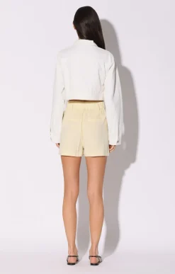 Everly Short, Lemonade><noscript><img width=