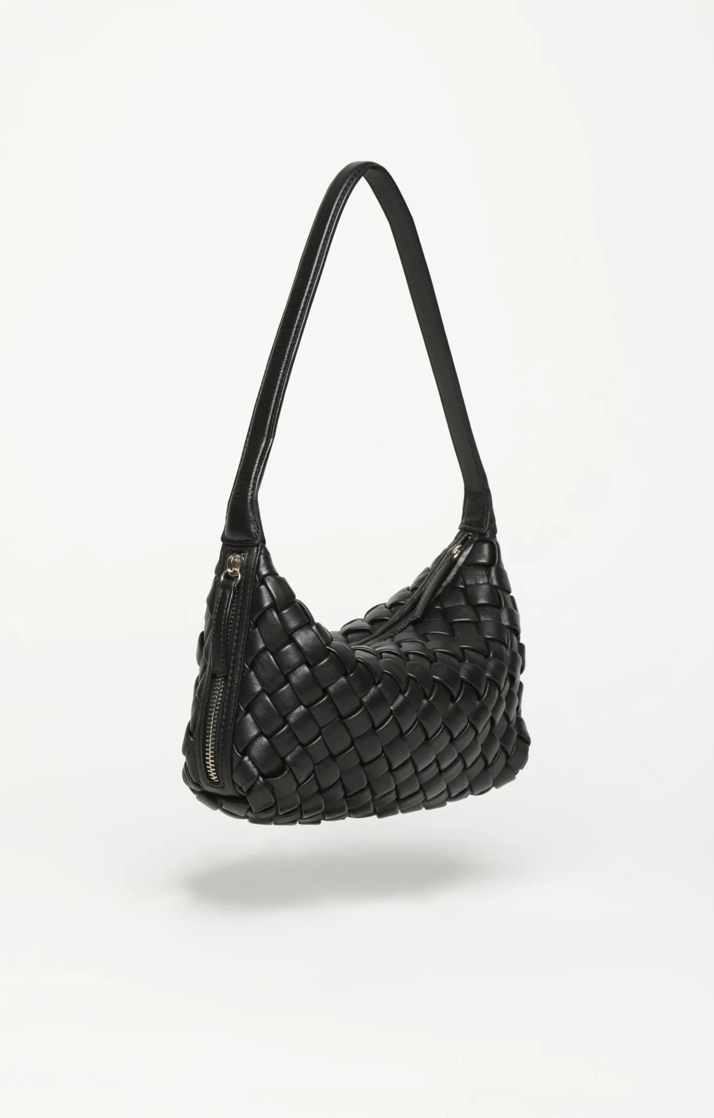 Hazel Shoulder, Black>Walter Baker Outlet
